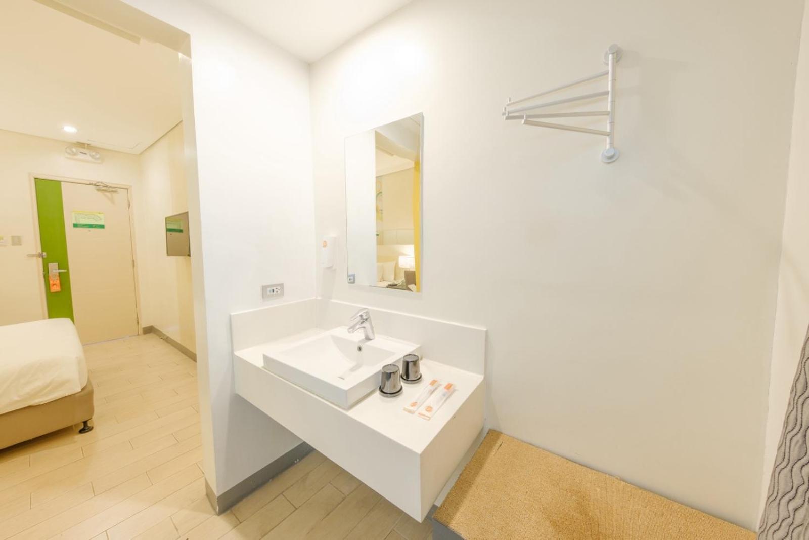 Go Hotels Lanang - Davao Ngoại thất bức ảnh