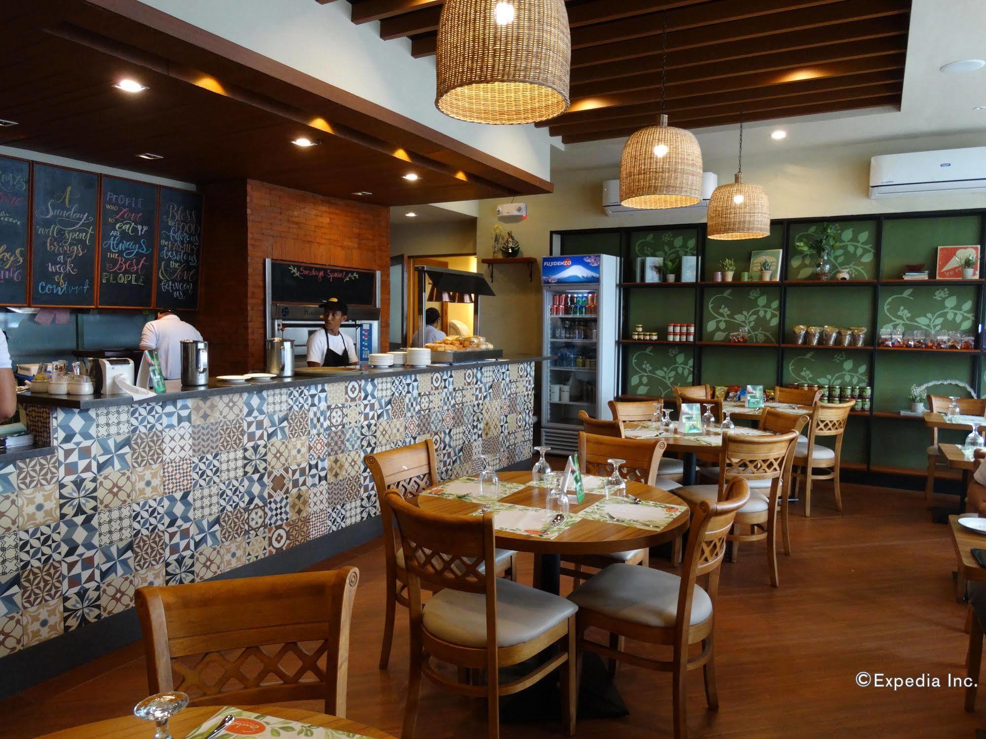 Go Hotels Lanang - Davao Ngoại thất bức ảnh